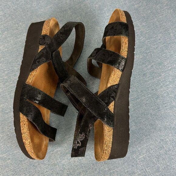 NAOT Footwear Arch Support Women's Kayla Sandal In Black Size 7/7.5 - Picture 8 of 10